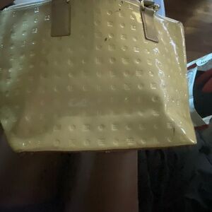 Cream Textured Tote Bag with Structured Design